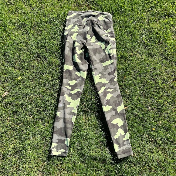 Lululemon Swift Speed High-Rise Tight 28" - Picture 9 of 11